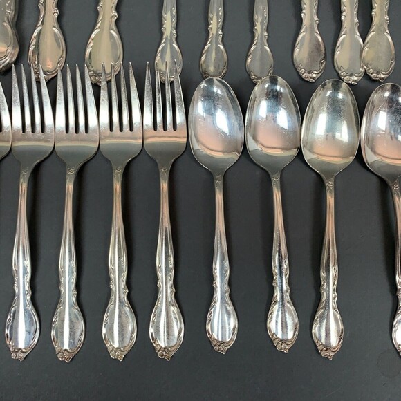 Wm. Rogers International Silver International Moonlight Spoons Forks Knives - Picture 7 of 11